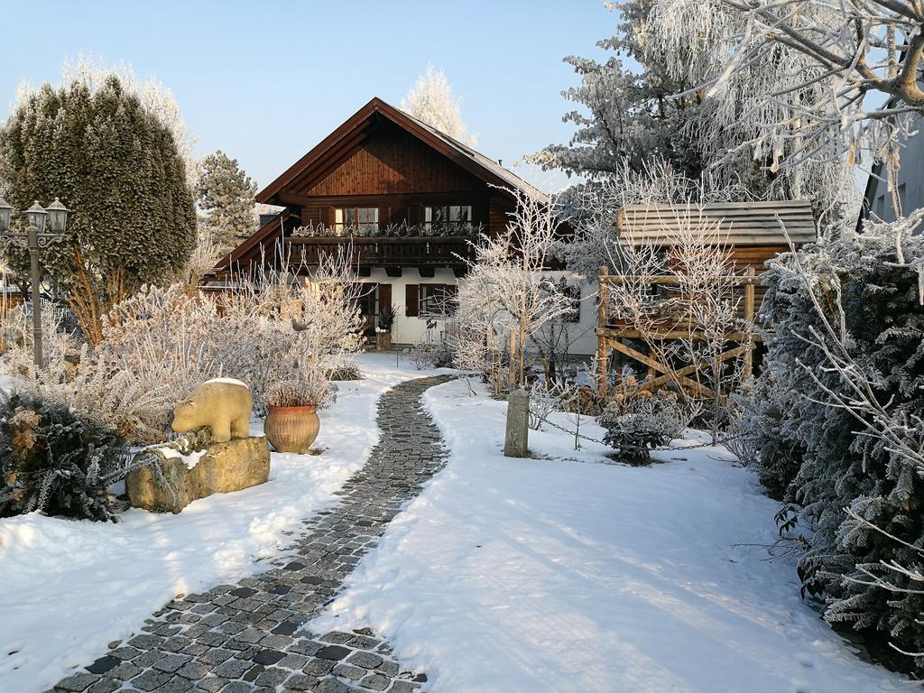 Apartment Haus Merlin Am Boeckelsberg Weimar (Thuringia) Exterior foto