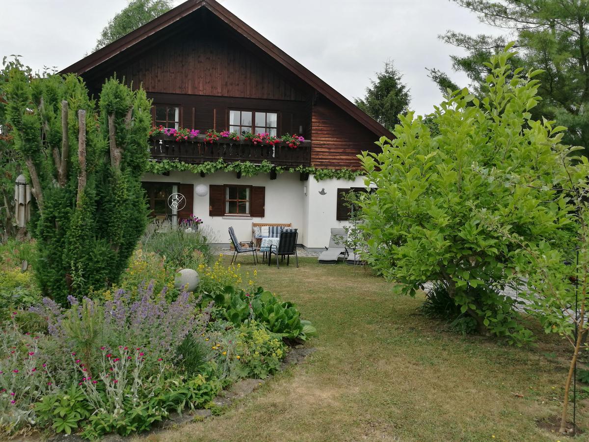 Apartment Haus Merlin Am Boeckelsberg Weimar (Thuringia) Exterior foto
